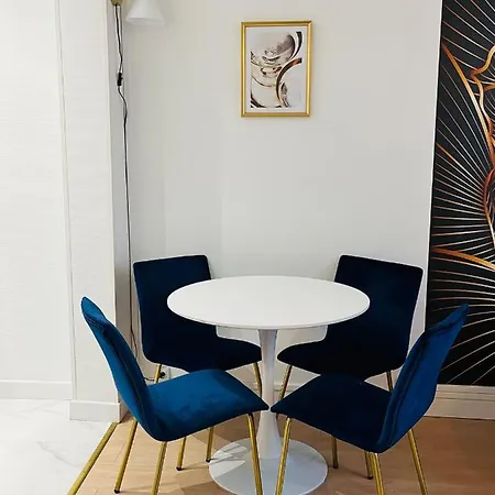 Glamour Chic En Hyper Centre Pour 4 - Wifi - Sauna Pour 2 - Mylittlestay Apartment *