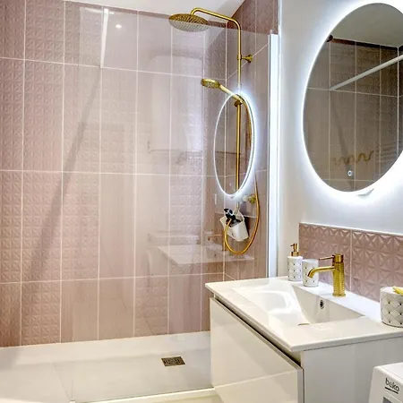 Glamour Chic En Hyper Centre Pour 4 - Wifi - Sauna Pour 2 - Mylittlestay Apartment